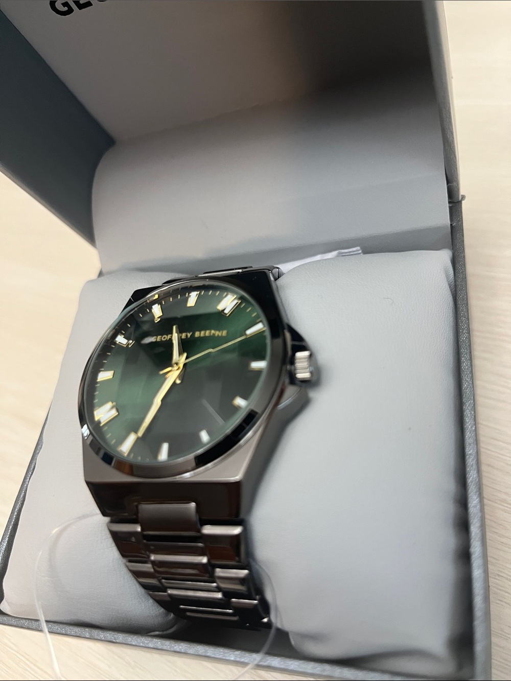 Geoffrey Beene Black Bracelet Watch with Green Dial and Gold Accents - Picture 8 of 9